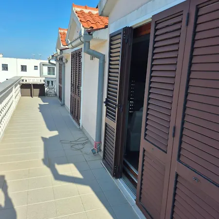 Lora Brodarica (Sibenik-Knin)