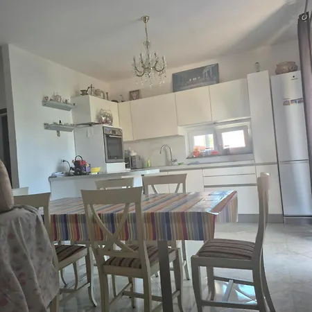 Lora Brodarica (Sibenik-Knin)